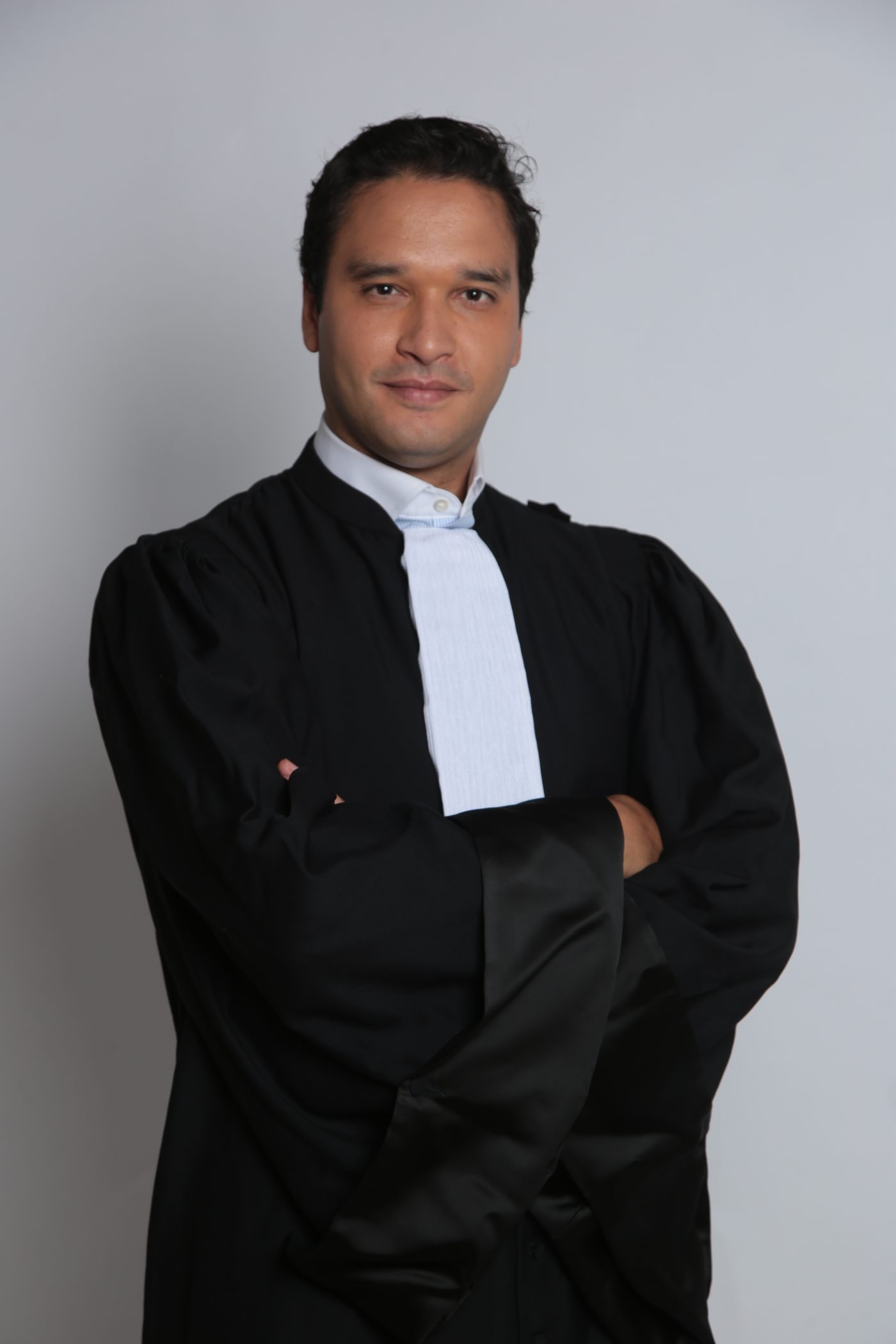 Maître Nourdine El Halfi en robe d'avocat, Barreau de Paris